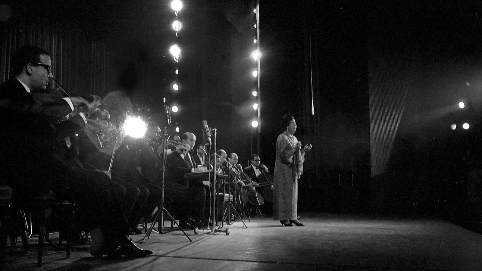 الغناء العربي.. من أمّهات القصائد إلى "النصوص الركيكة"