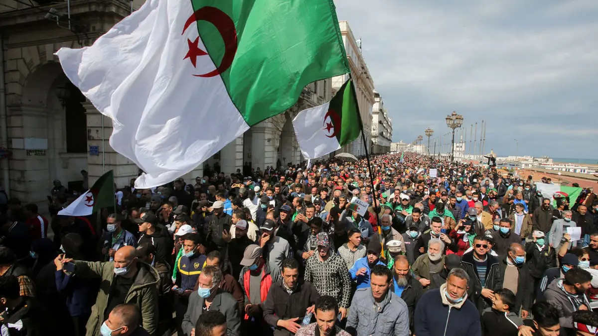 الجزائر 2021.. تراجع حضور الحراك الشعبي وتصاعد التوتر مع المغرب