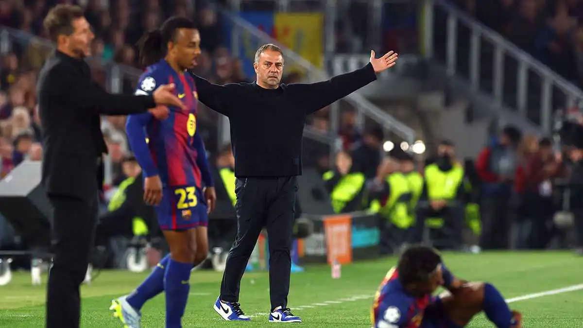 فليك يطالب الحكام بحماية 4 لاعبين في برشلونة وريال مدريد