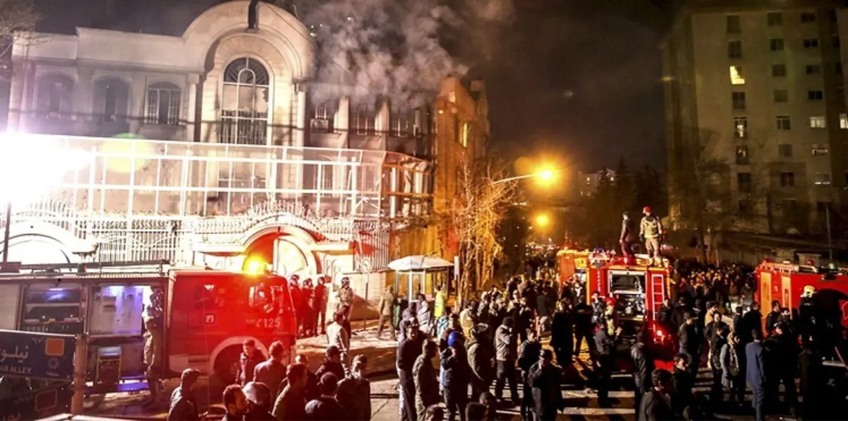 إيران تفرج عن مقتحمي السفارة السعودية