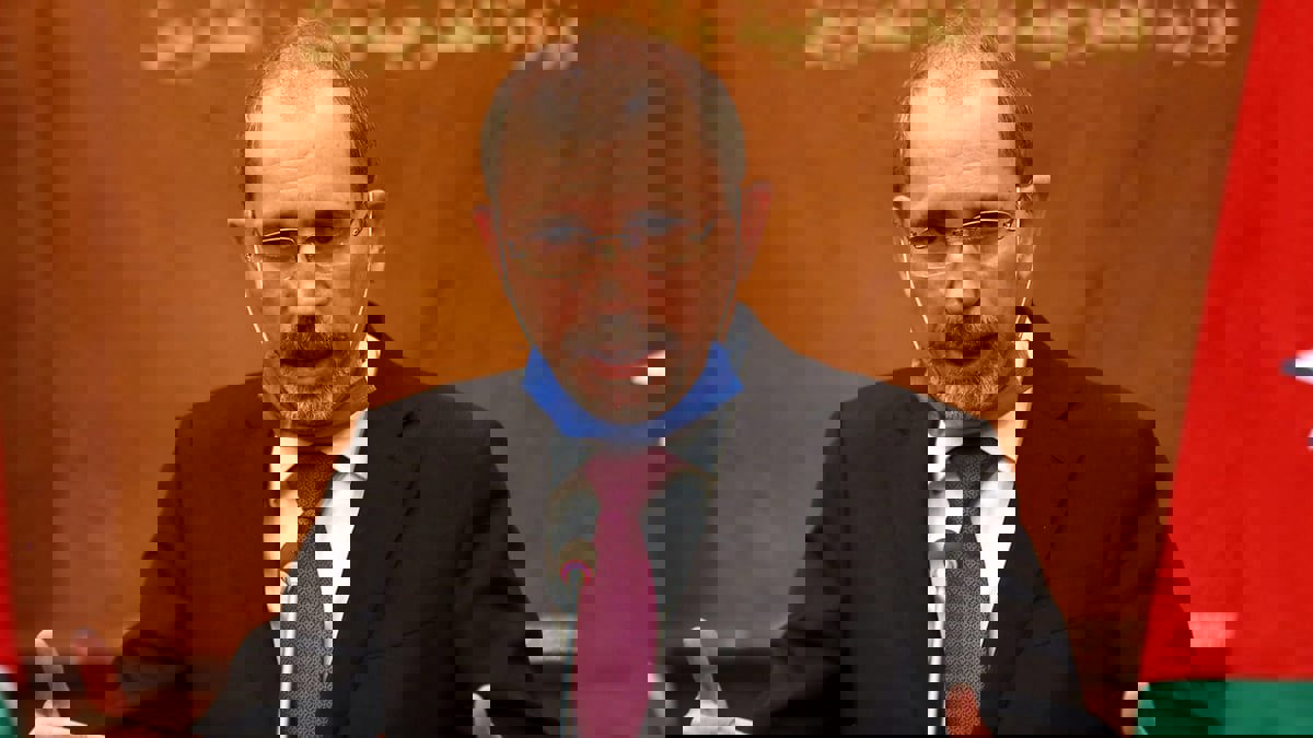 بيان: الأردنيون المتهمون بالتسول في كينيا يصلون اليوم إلى البلاد