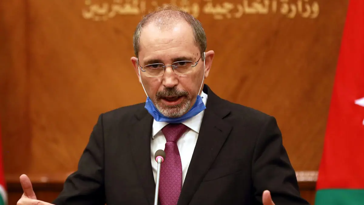 بيان: الأردنيون المتهمون بالتسول في كينيا يصلون اليوم إلى البلاد