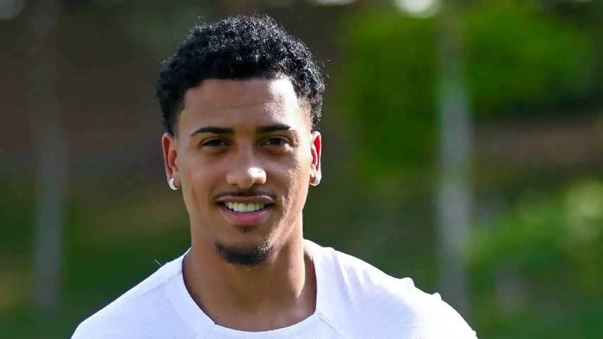 الأغلى منذ 5 سنوات.. تعليق ناري من عضو مجلس الزمالك حول صفقة خوان بيزيرا (فيديو)