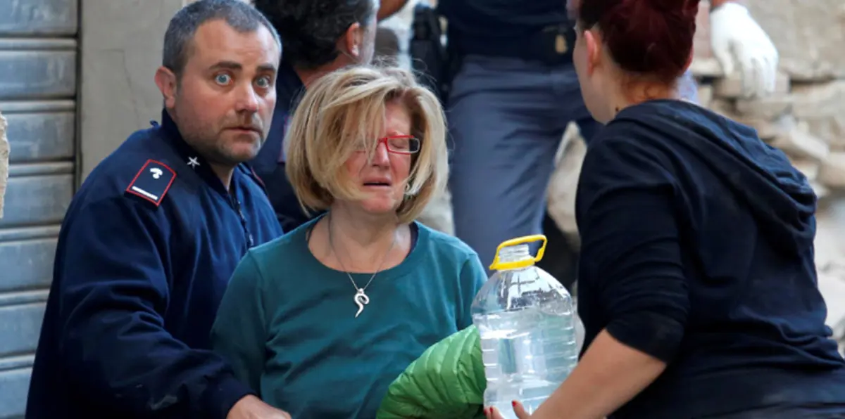 شاهد بالصور.. كارثة زلزال إيطاليا