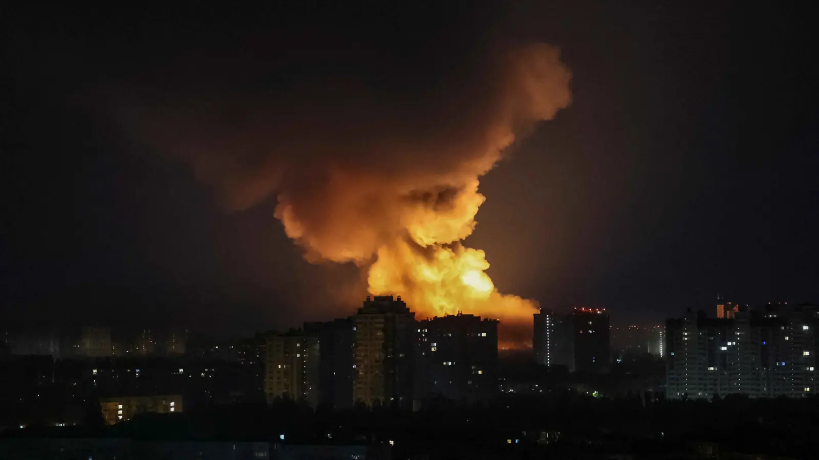 وول ستريت جورنال: بوتين يخطط لـ"جحيم" في أوكرانيا هذا الصيف