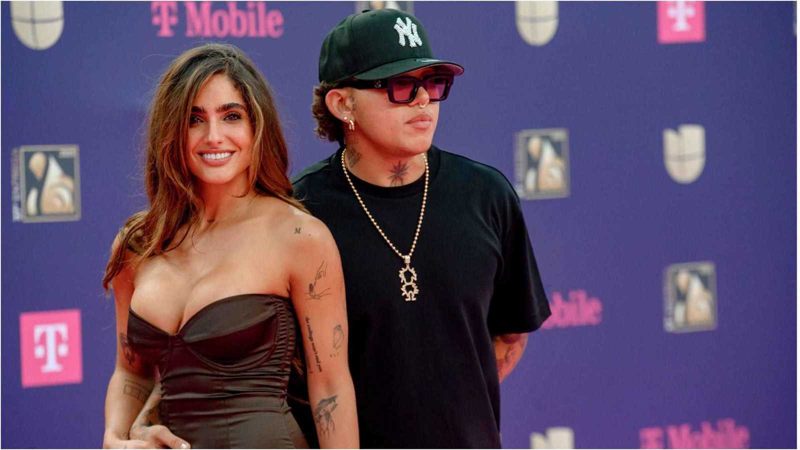 نجمة مواقع تواصل تقاضي نجم بوب شهير بعد تسريب فيديو جنسي لهما