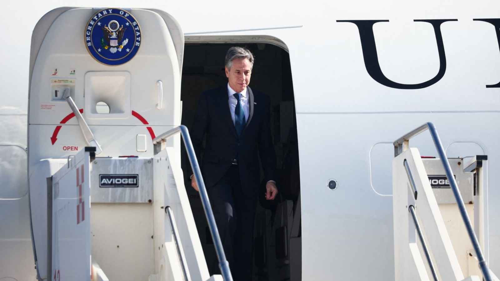 بلينكن يصل إلى هايتي في زيارة خاطفة