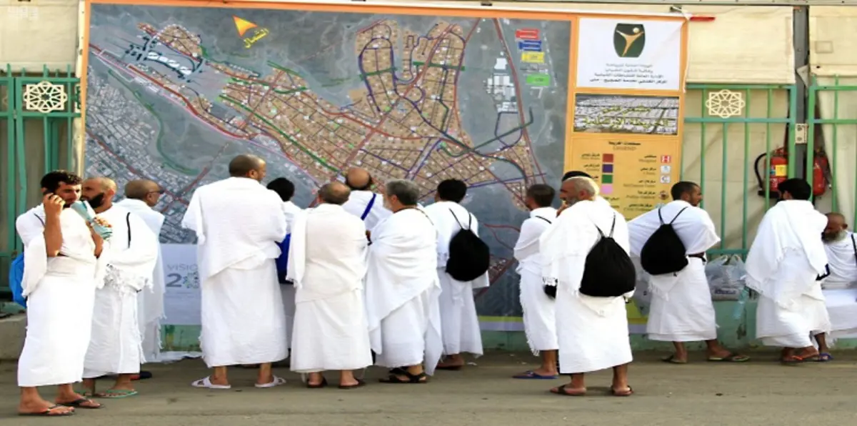 بالفيديو والصور.. البراعم الكشافة رسُل السلام في خدمة حجاج البيت