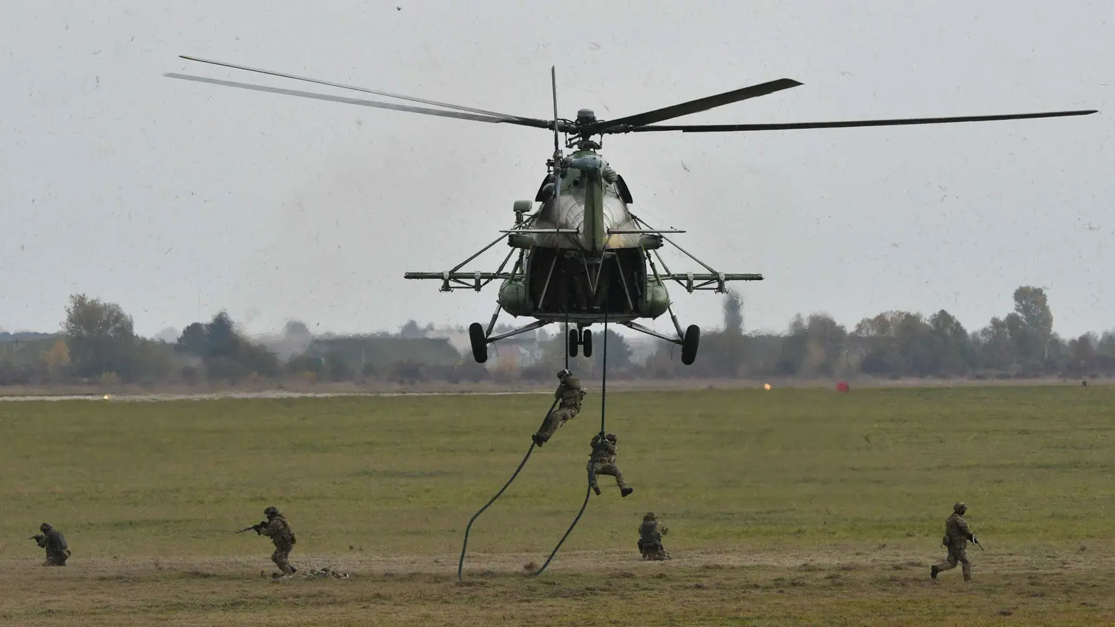 لمواجهة روسيا وأمريكا.. أوروبا تستعين بـ"خطة بليفين"