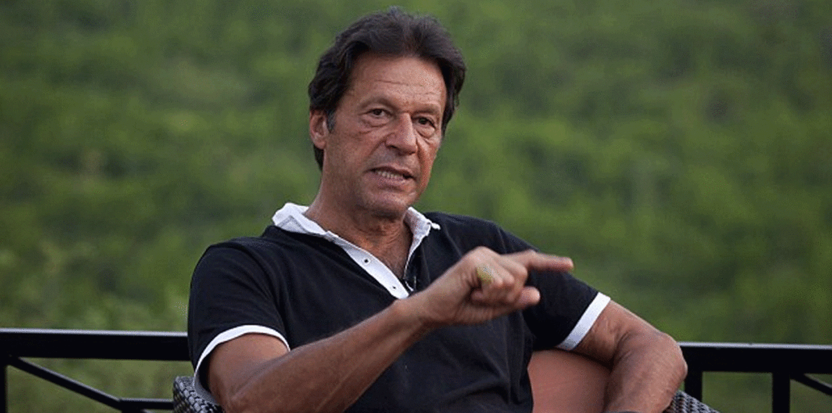 عمران خان.. نجم الكريكيت السابق والمتهم بتعاطي المخدرات يقترب من رئاسة الوزراء بباكستان