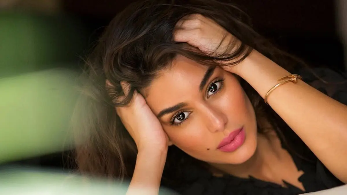 ياسمين صبري تثير سجالا واسعا بعد الإعلان عن عزمها كتابة "السيناريو"