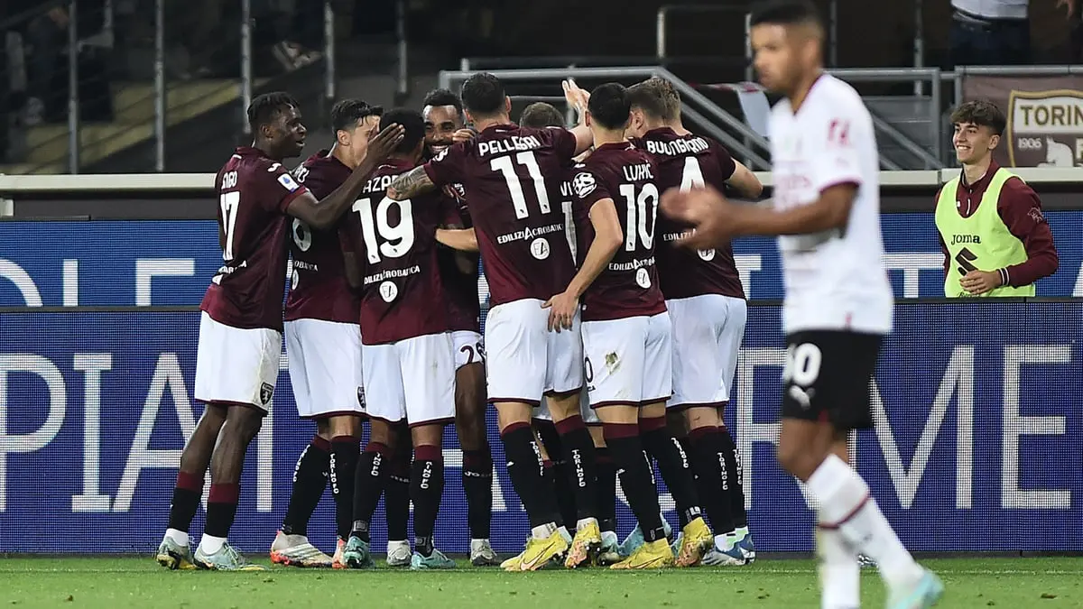 ترتيب الدوري الإيطالي: ميلان يسقط أمام تورينو ويهبط للمركز الثالث