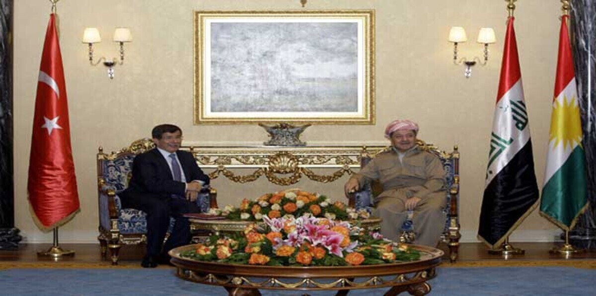 داود أوغلو يلتقي مسعود بارزاني في أنقرة