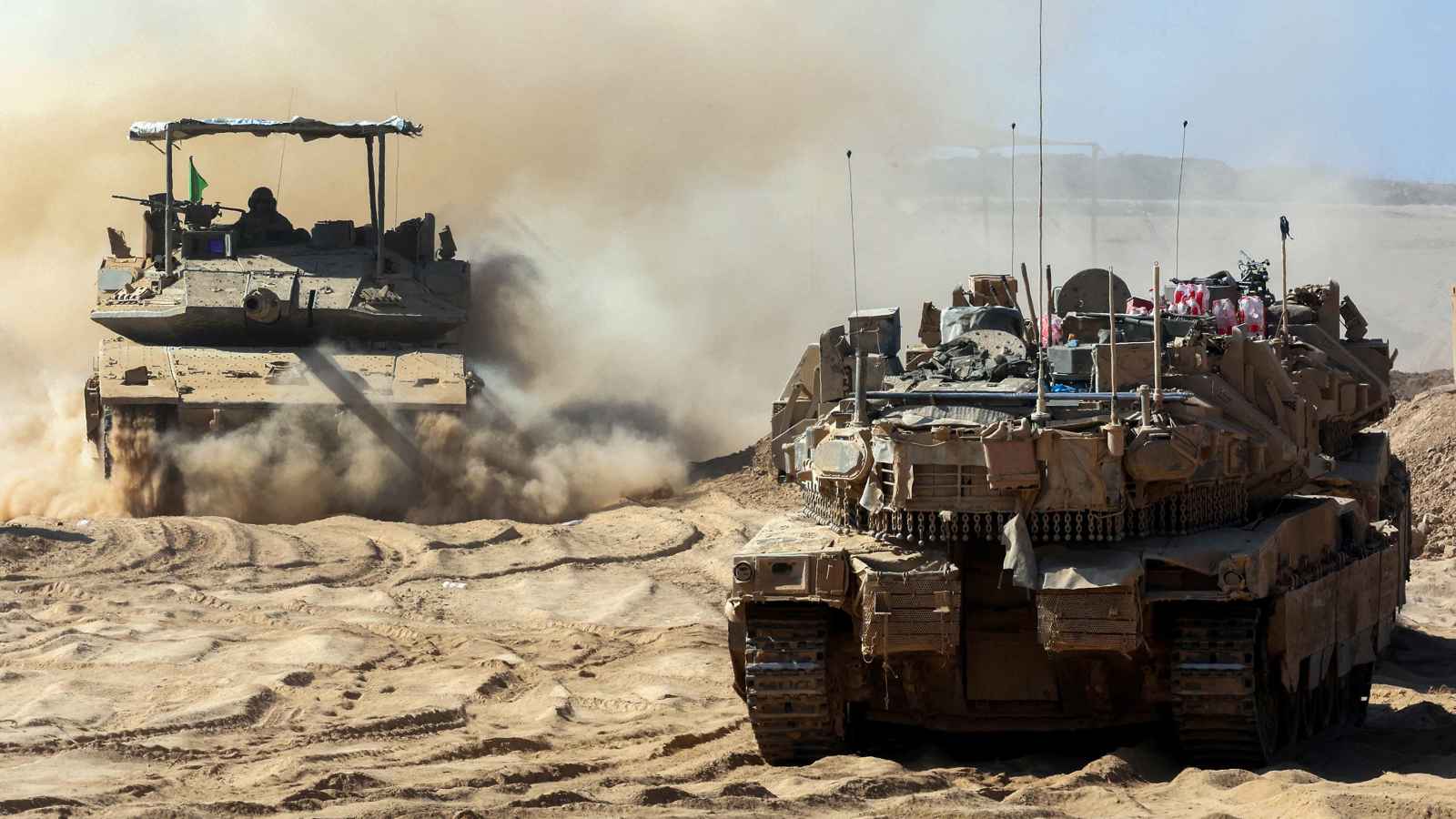 عثر عليها داخل نفق في غزة.. أدرعي يكشف صورة حديثة لعز الدين حداد