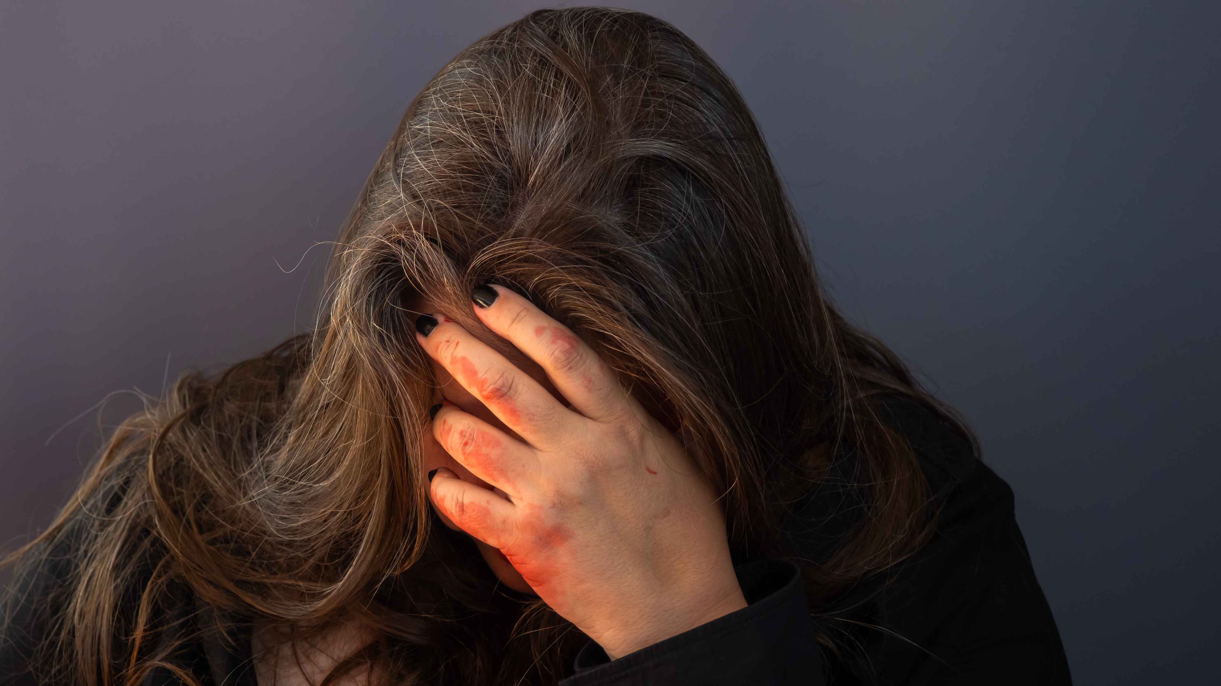 الأردن.. فتاة تقتل والدها بجريمة مروعة