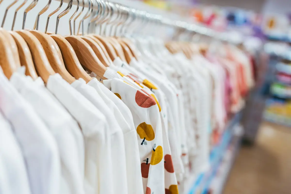 السعودية تحذر من ملابس رضّع في الأسواق تسبب الاختناق