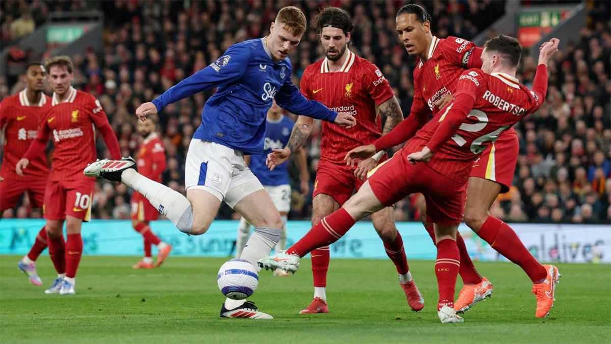 مباشر: مباراة ليفربول ضد إيفرتون في الدوري الإنجليزي 