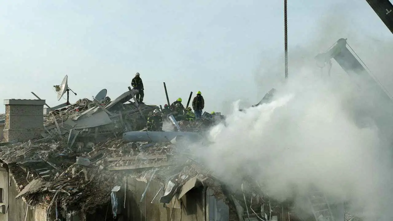 ترامب يبلغ أوروبا بقرار بوتين استكمال الحرب الأوكرانية.. ما الدلالات؟