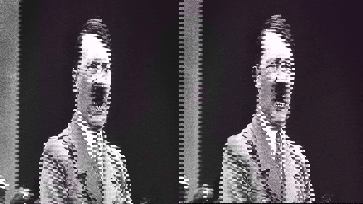 وثيقة تفسر سبب عدم غزو هتلر لبريطانيا