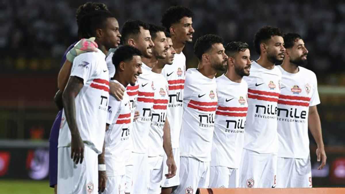 الصدمات تتوالى.. هل يكمل الزمالك الموسم دون محترفين؟ 