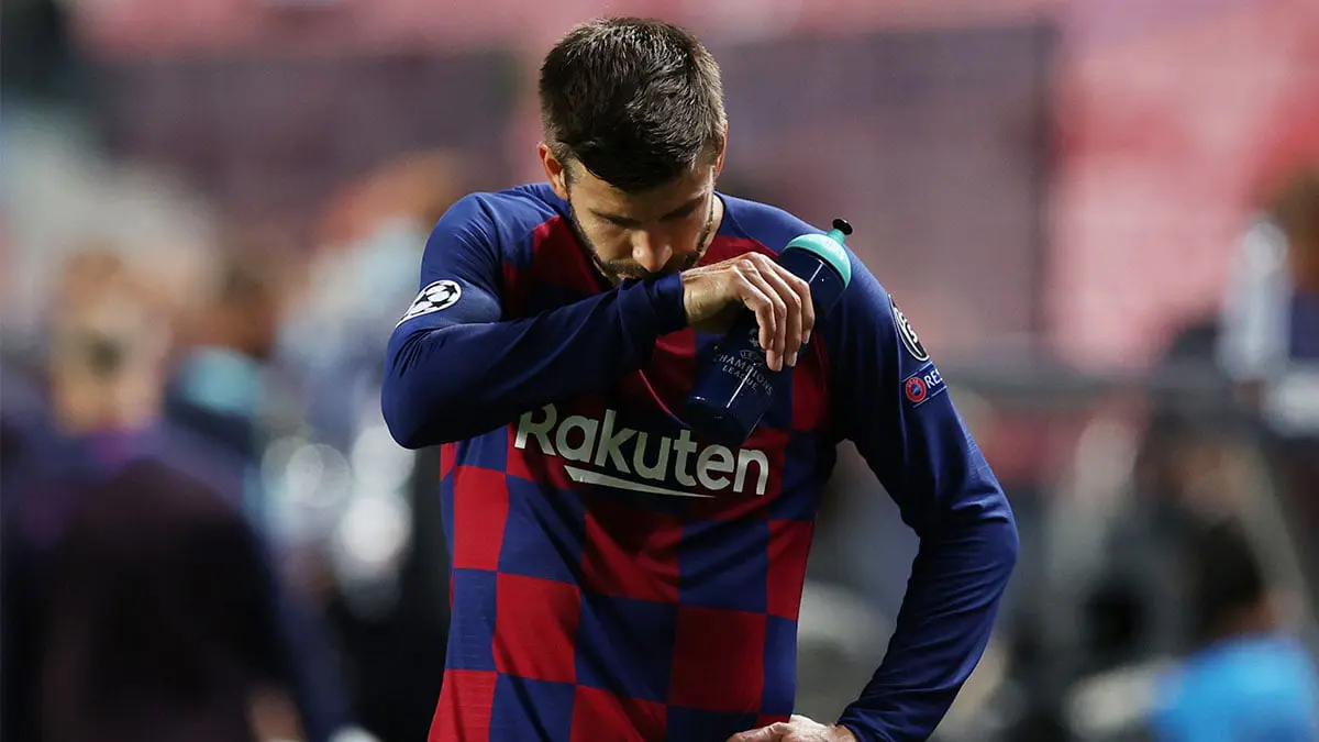 بيكيه بعد خسارة برشلونة أمام بايرن ميونخ: هذا عار.. وصلنا إلى الحضيض‎