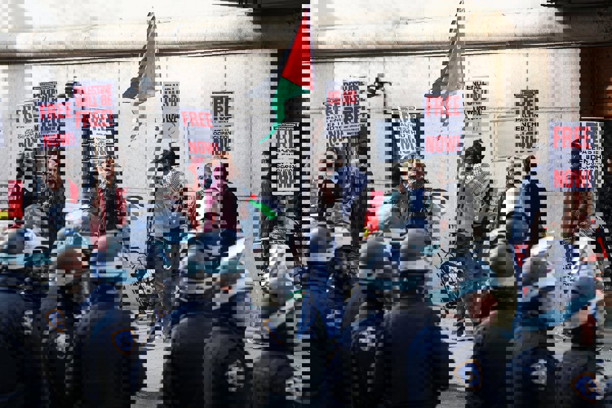 احتجاجات الطلبة تكشف فشل أمريكا في "امتحان الحريات"