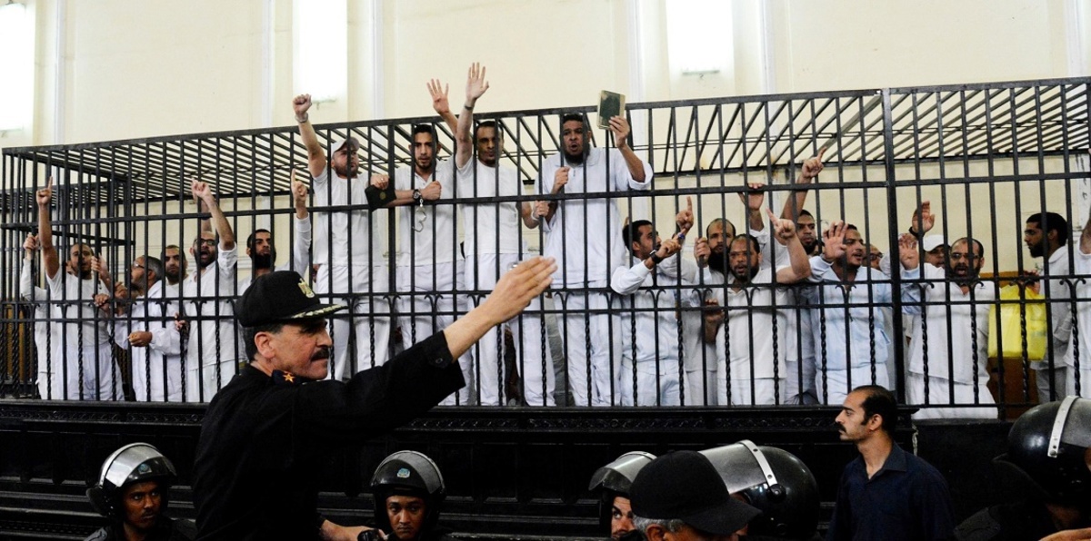 مصر.. أحكام قضائية مشددة بحق 81 إخوانيًا في قضية "أطفيح"