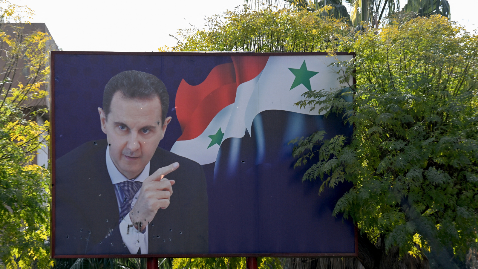 سويسرا تشدد العقوبات على أصول بشار الأسد ومقربين منه