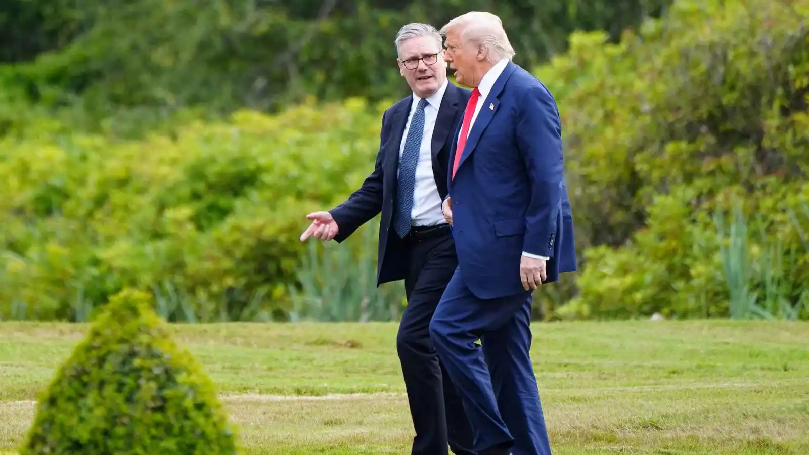 اتفاق أمريكي بريطاني للحفاظ على قاعدة عسكرية مشتركة في المحيط الهندي