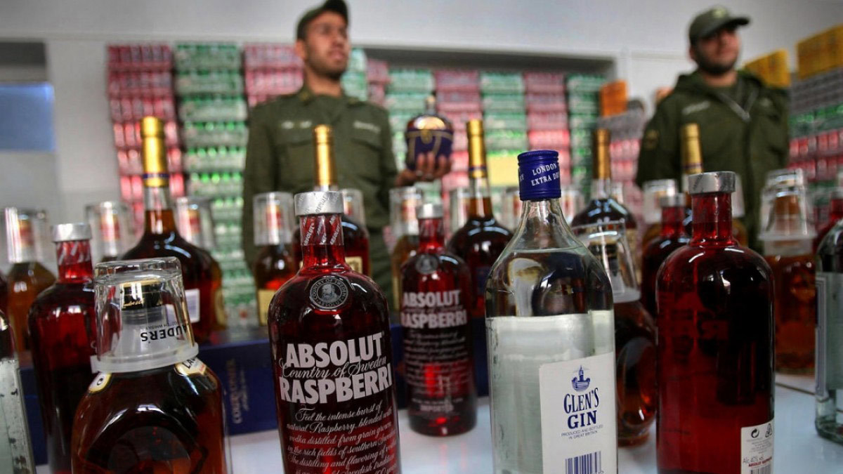 ارتفاع عدد الوفيات جراء الكحول المغشوشة في إيران إلى 600