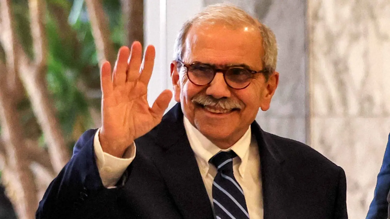 لبنان.. اجتماع يضم الرئاسات الثلاث لبحث تشكيل الحكومة