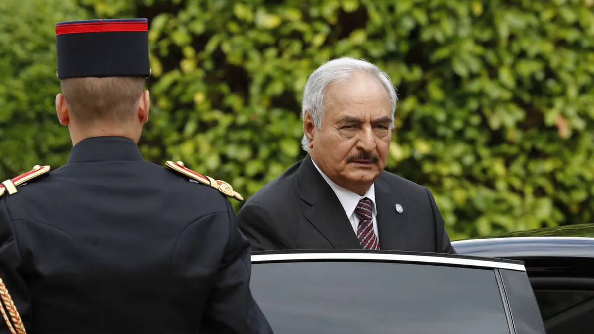 ليبيا.. حفتر يلتقي عبد الله باتيلي
