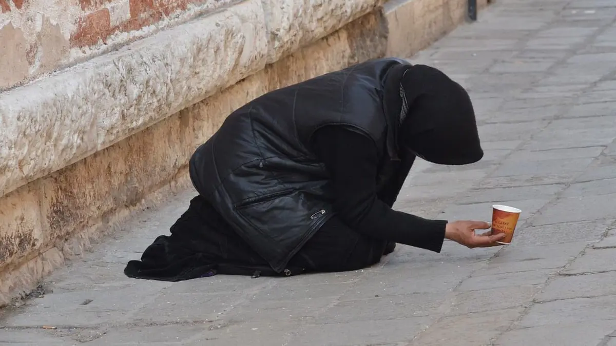 شهر رمضان "ينعش" ظاهرة التسوّل في تونس (فيديو)