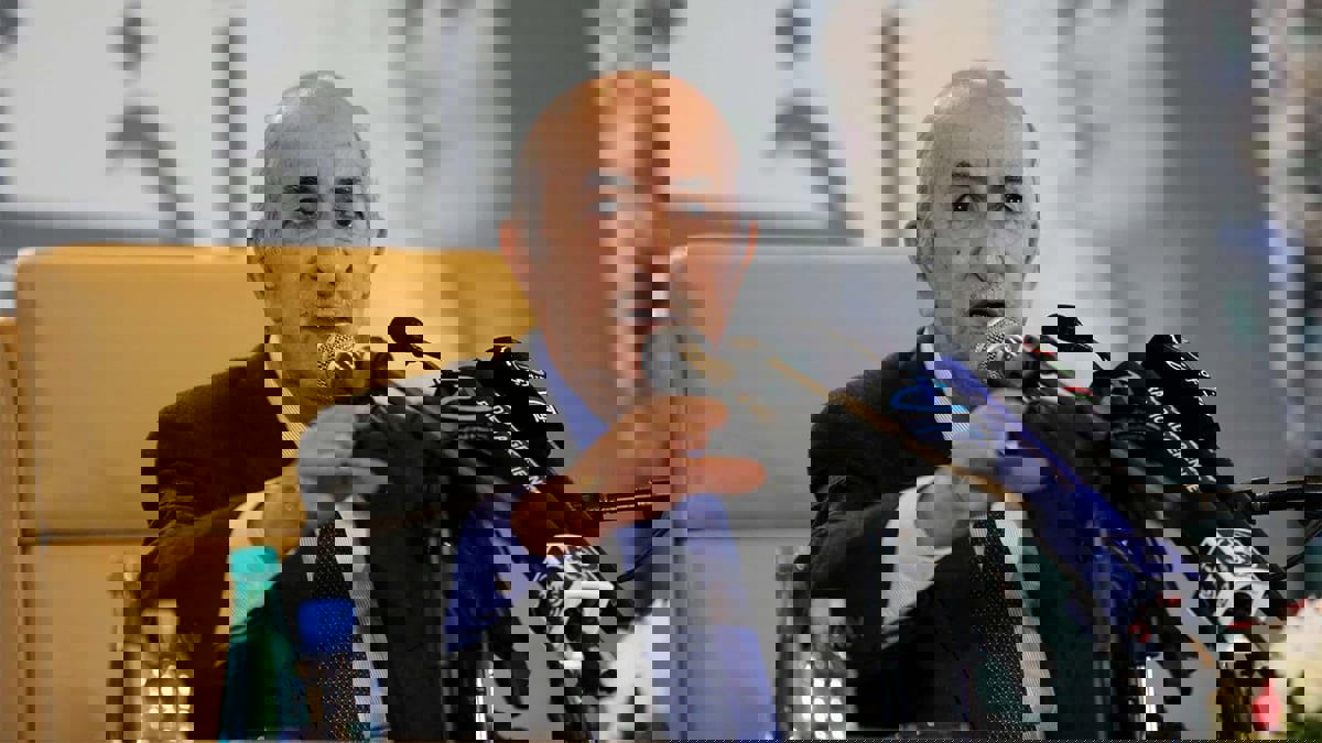 عشية عيد الاستقلال.. تبون يعلن تمسكه ببرنامجه السياسي.. ويصدر عفوا عن نشطاء بالحراك