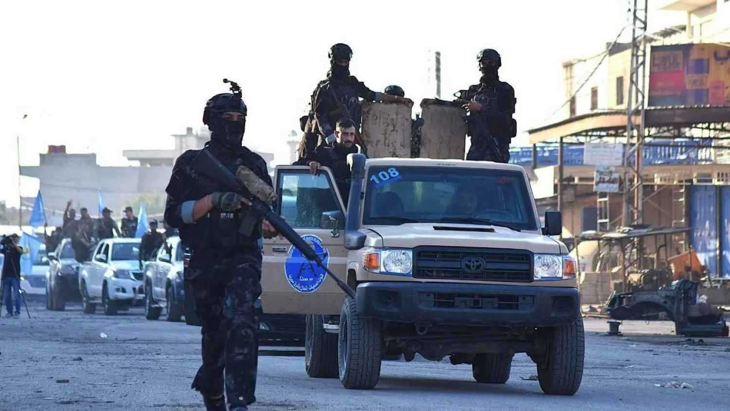 "المرصد": مقتل 5 من "قسد" إثر هجوم لداعش في ريف دير الزور