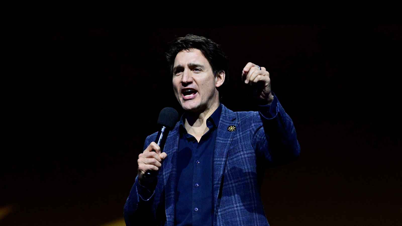 ترودو يحذر ترامب: سيكون لدينا "رد فوري وقوي للغاية"