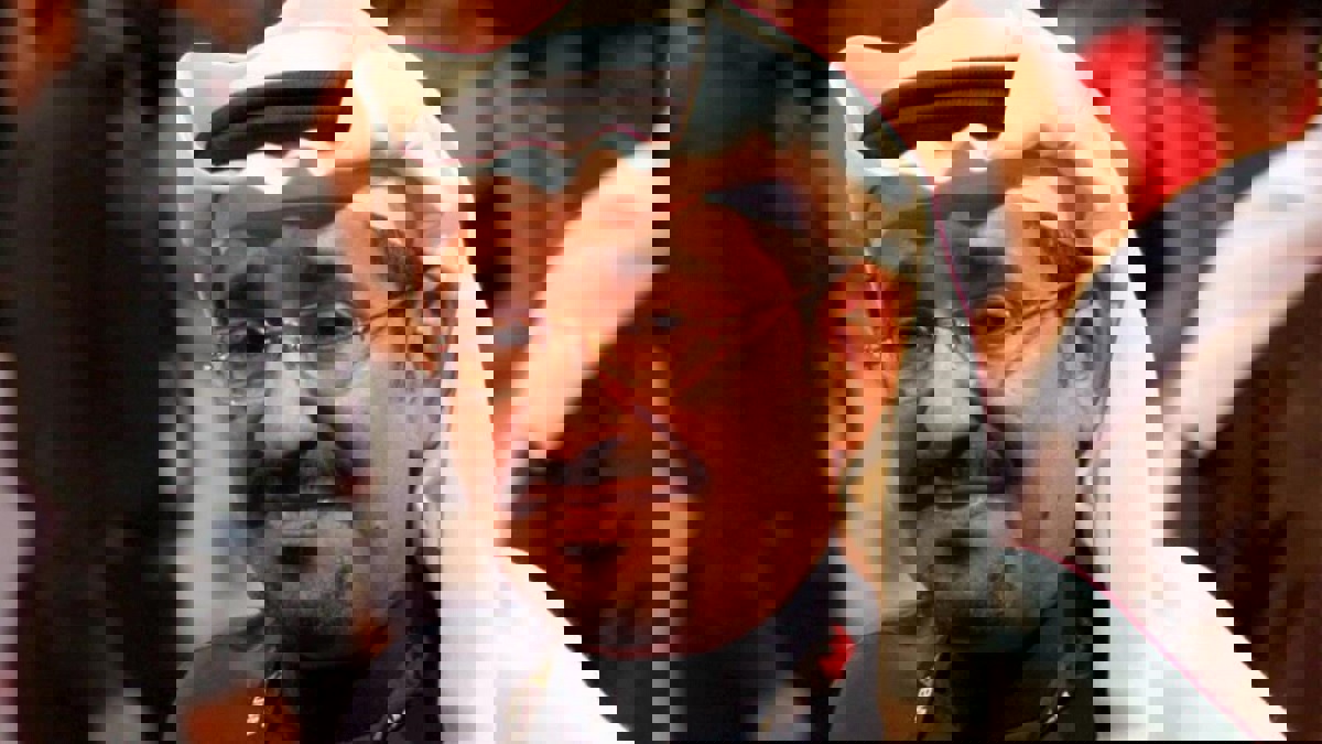 عبدالله السدحان يوضح حقيقة عرض مقتنیاته للبيع