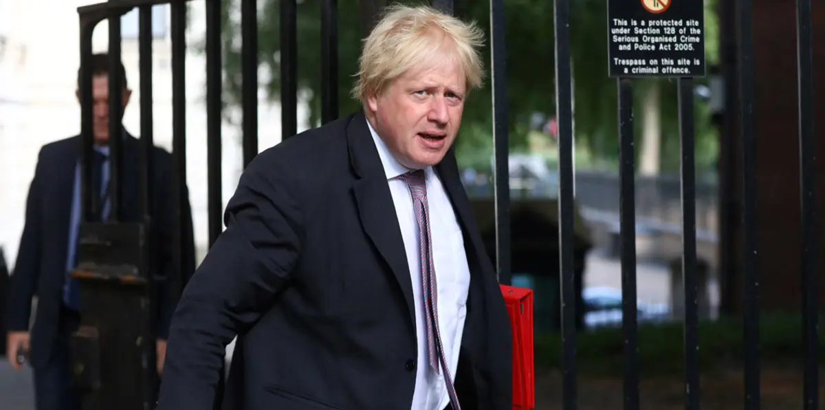 جونسون بعد الاستقالة: بريطانيا ستكون مثل مستعمرة للاتحاد الأوروبي