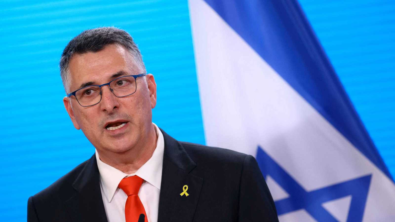 ساعر: الحوار جار مع واشنطن حول فرض السيادة على الضفة الغربية