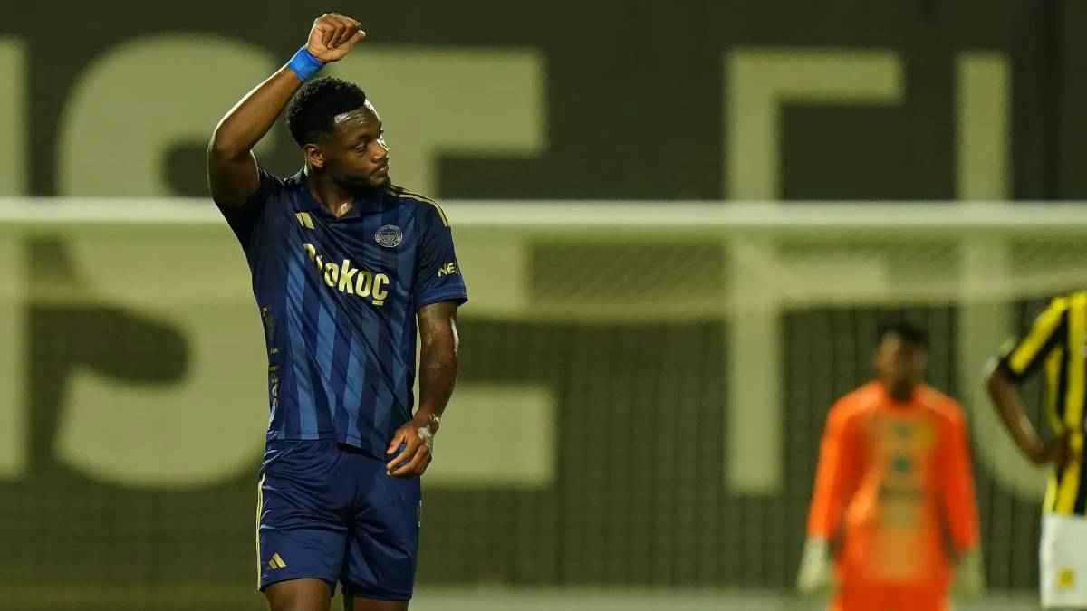 "أصابه سحر".. تعليق مثير من أسطورة النصر حول تألق دوران مع فنربخشة