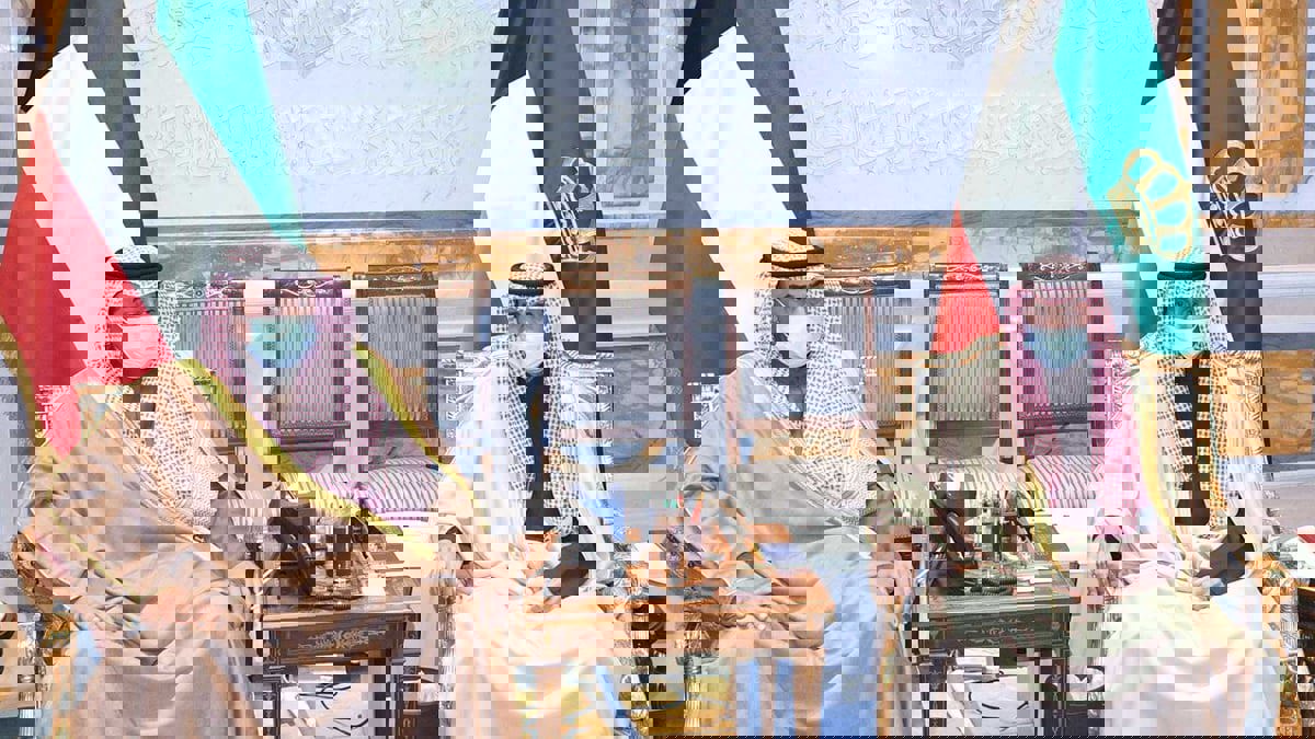 أمير الكويت يعيد تعيين الشيخ صباح الخالد رئيسا للوزراء