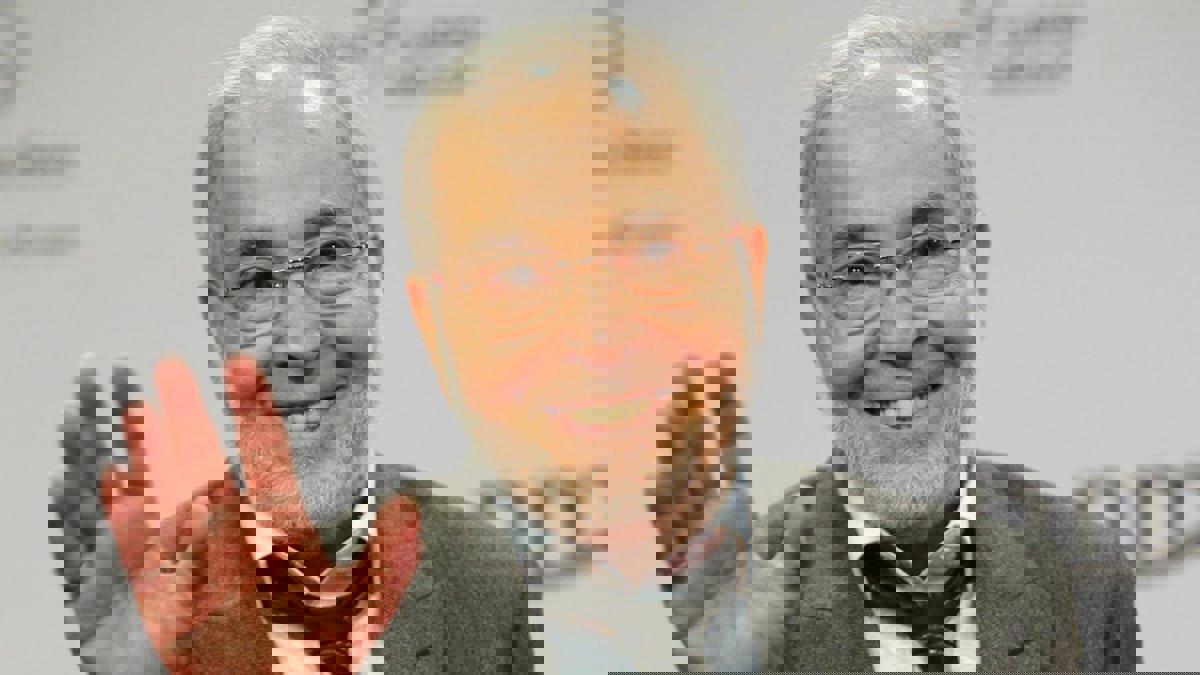 حسن يوسف: ذهبت بـ"البيجاما" لمنزل سعاد حسني.. وعبدالحليم حافظ حبسني