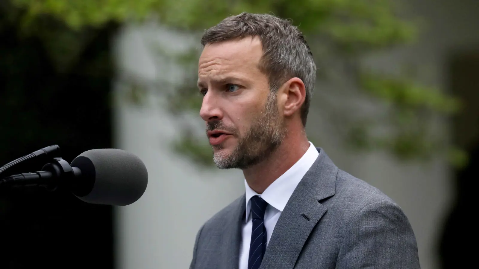 مبعوث ترامب يكشف تفاصيل "المكالمة الصعبة" مع وزير إسرائيلي