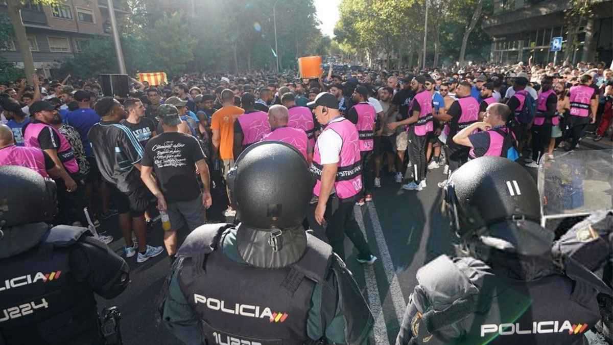 اشتباكات قوية بين الشرطة وجماهير مارسيليا قبل مواجهة ريال مدريد (فيديو)