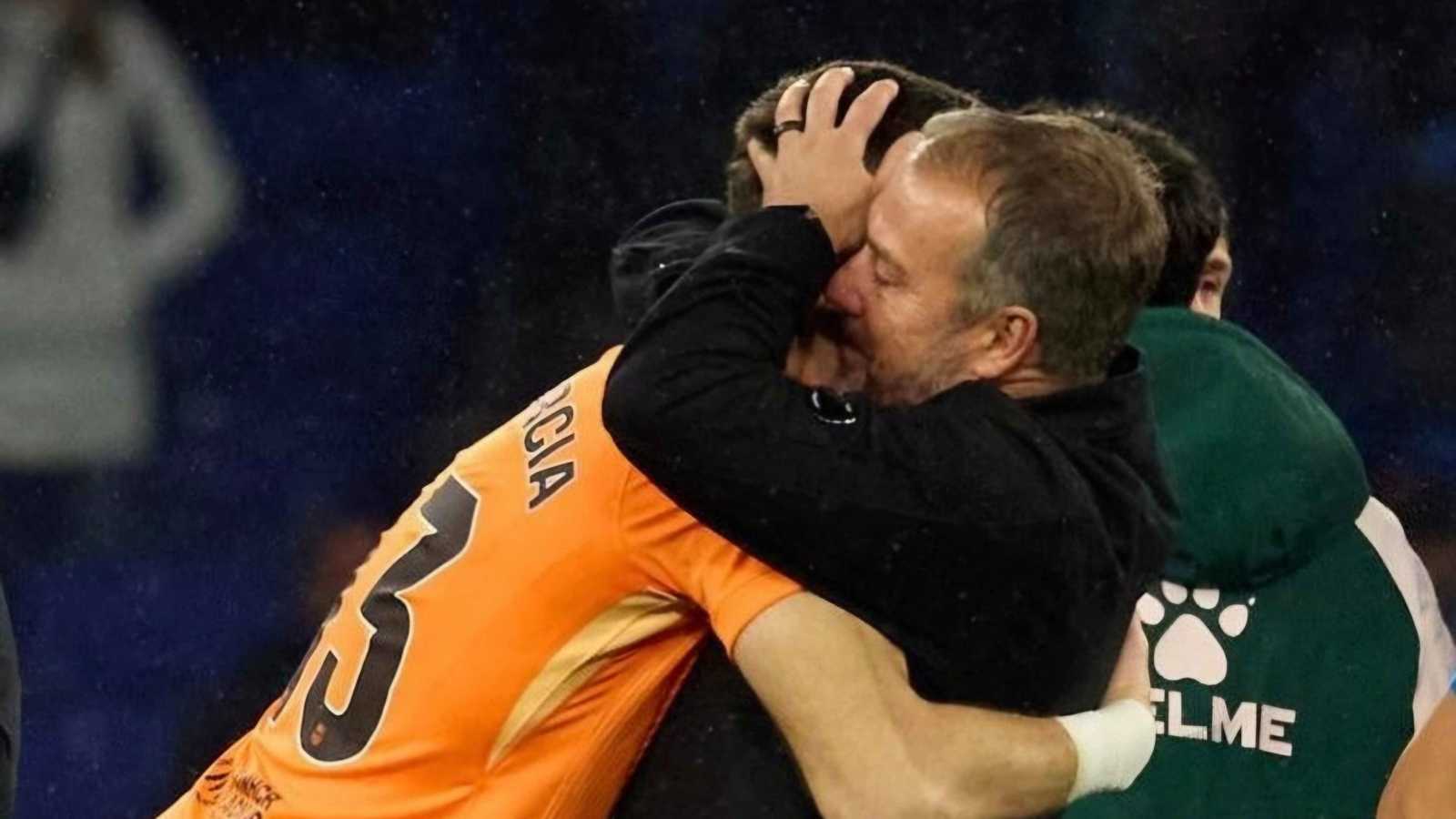 مثل ريال مدريد.. رد فعل فليك بعد تألق خوان غارسيا أمام إسبانيول 