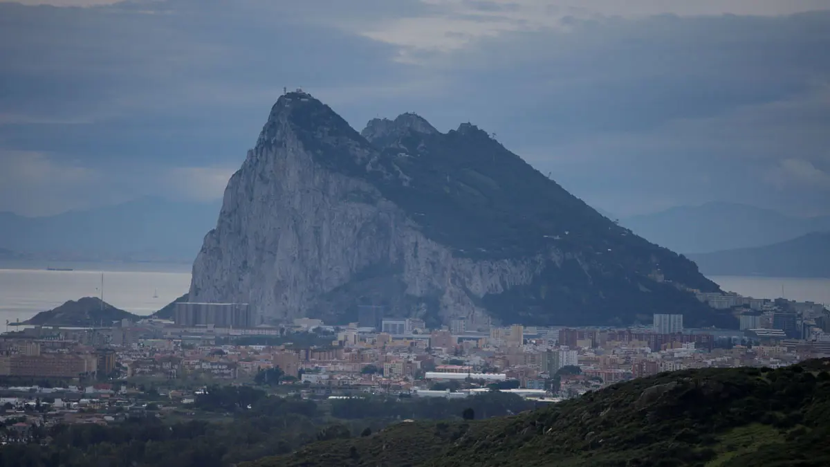 جبل طارق ترفع دعوى ضد حزب إسباني يميني متطرف‎