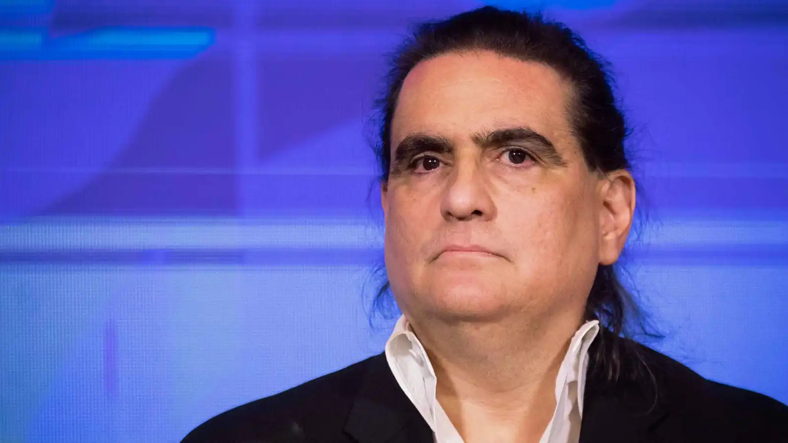 من حليف إلى شاهد.. هل ينقلب ألكيس صعب على مادورو؟