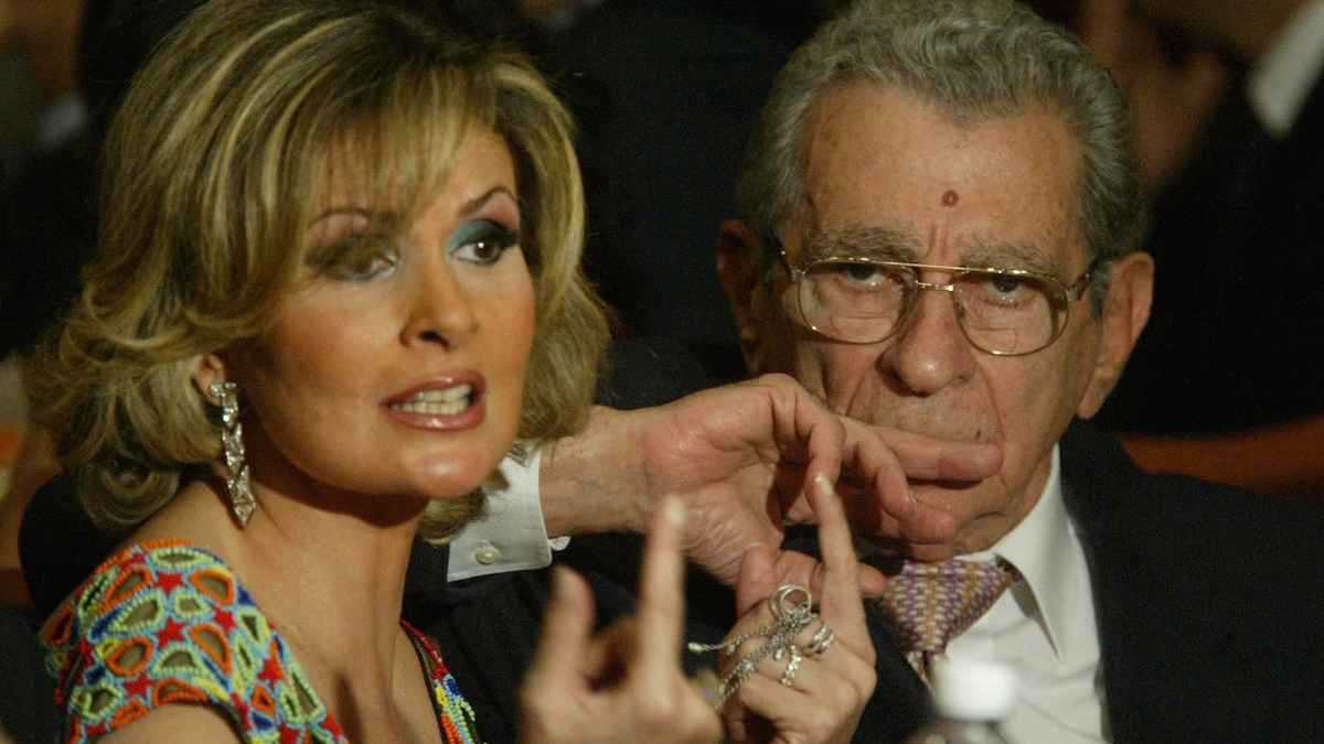 "اقتحم غرفة نومي".. تصاعد الجدل بسبب تصريحات يسرا