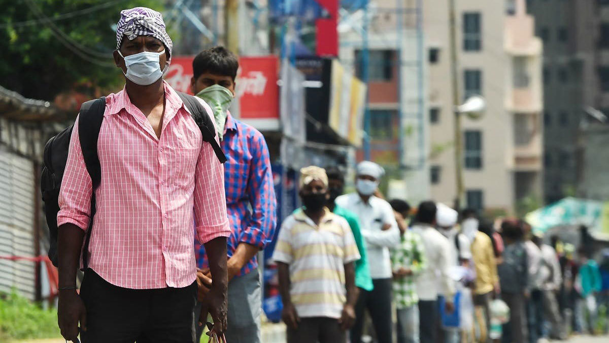 تقرير: دول تستخدم كورونا ذريعة لقمع المعارضة عبر الإنترنت