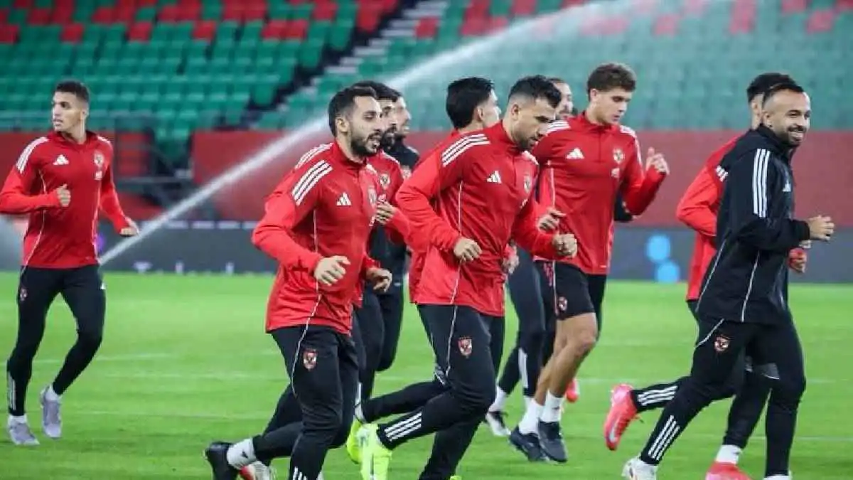 بينها مانشستر سيتي.. 3 أندية عملاقة تراقب نجم الأهلي المصري